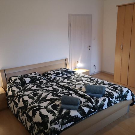 Sobe Zeleni Raj Lägenhet Podnart Exteriör bild